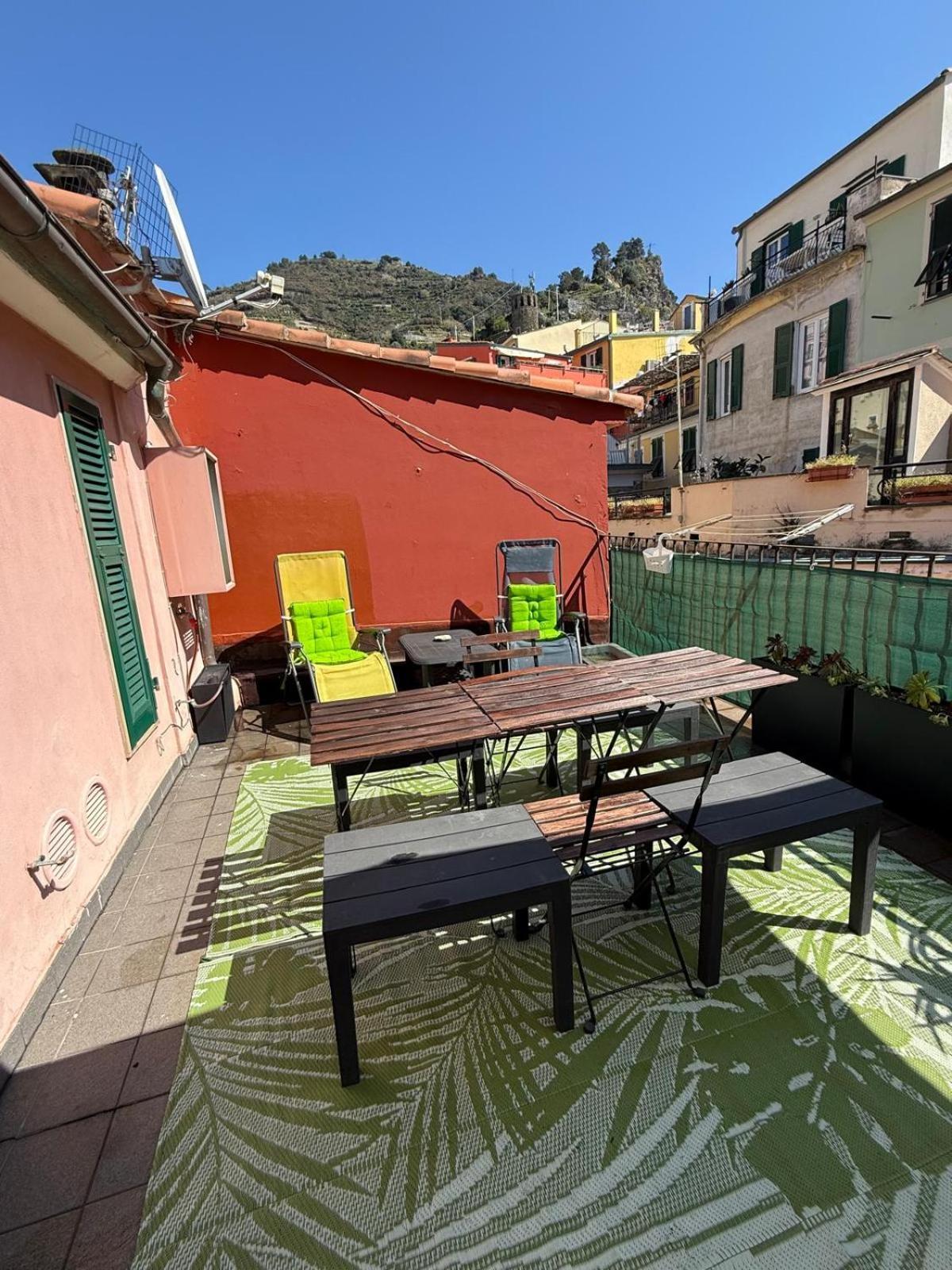 El Nin Apartment With Terrace Вернацца Экстерьер фото