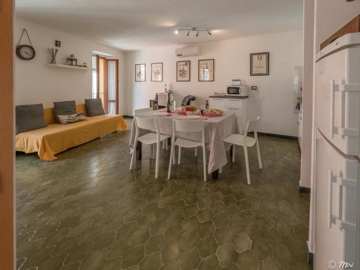 El Nin Apartment With Terrace Вернацца Экстерьер фото
